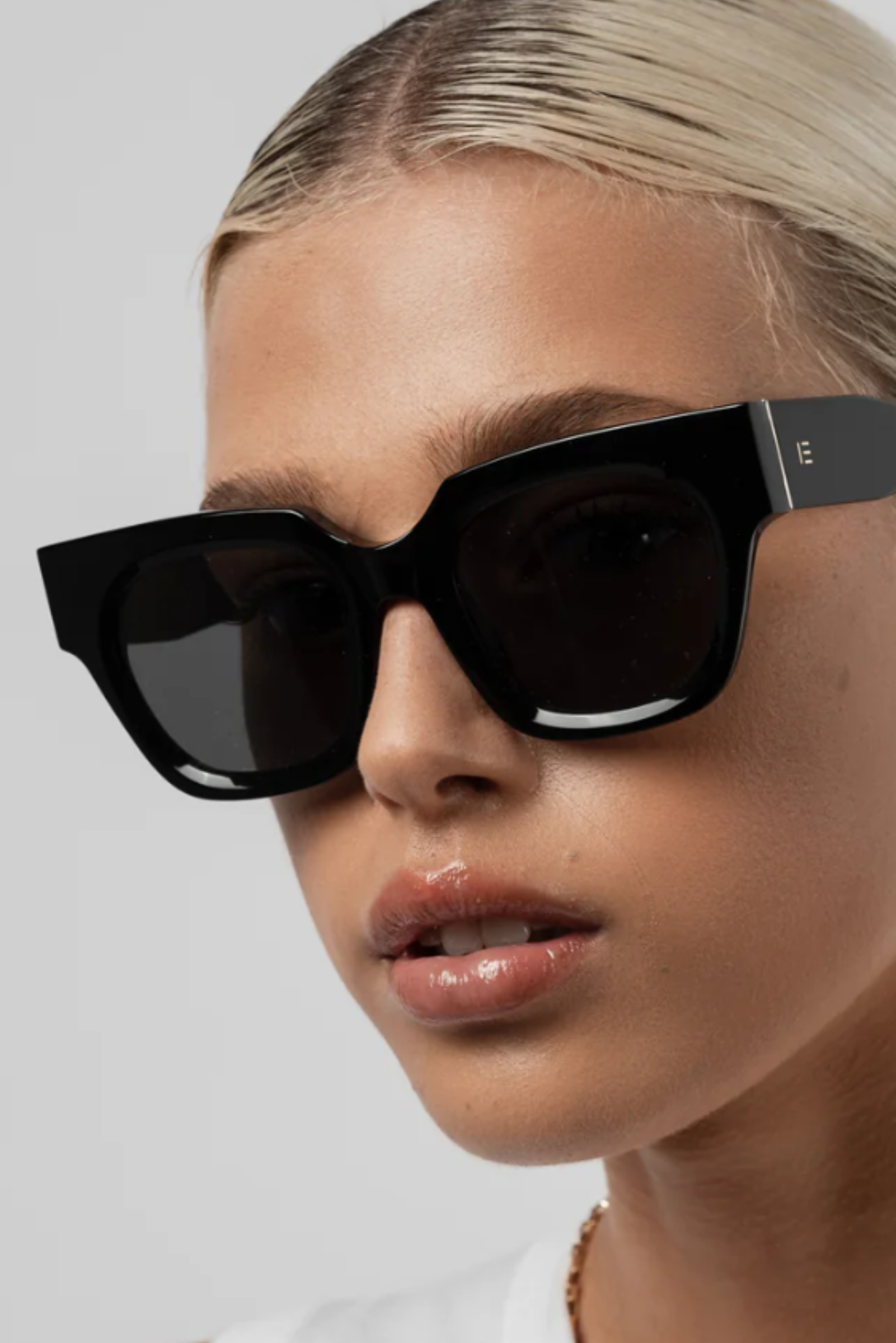 Rae Sunglasses - Black