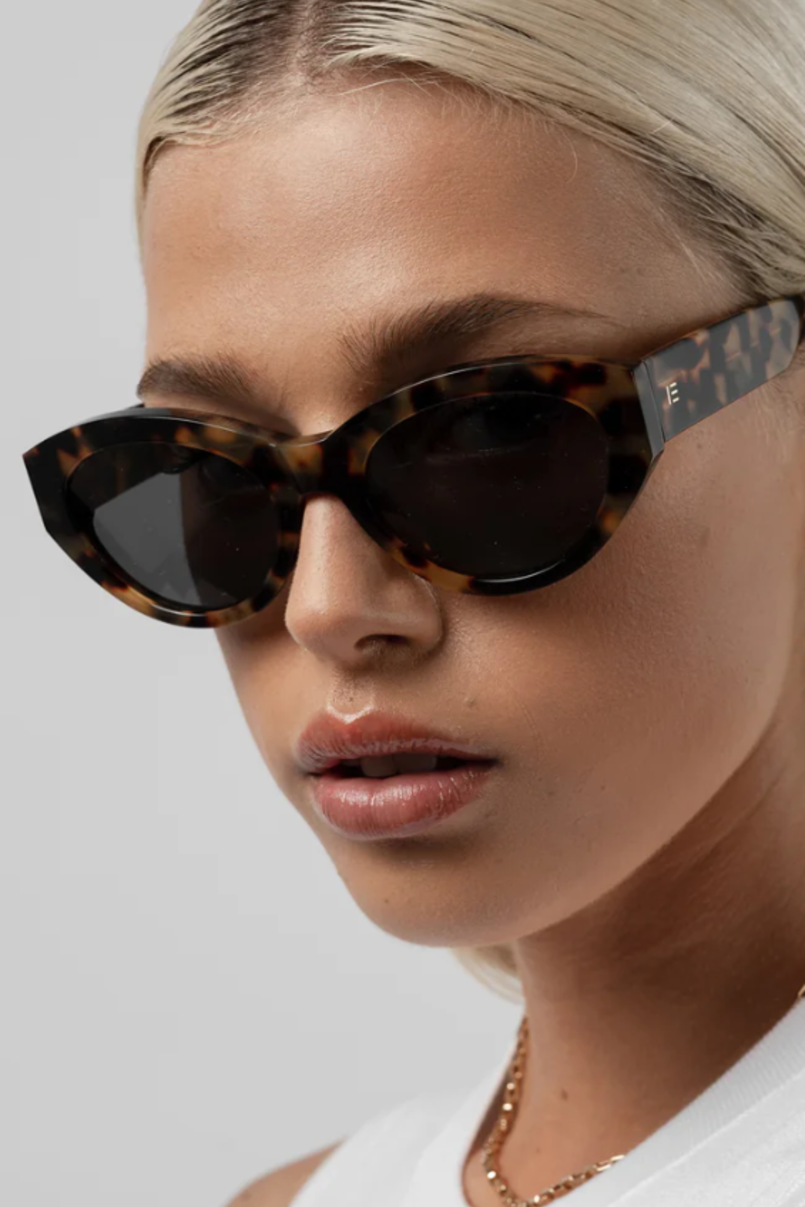 Felina Sunglasses - Tort