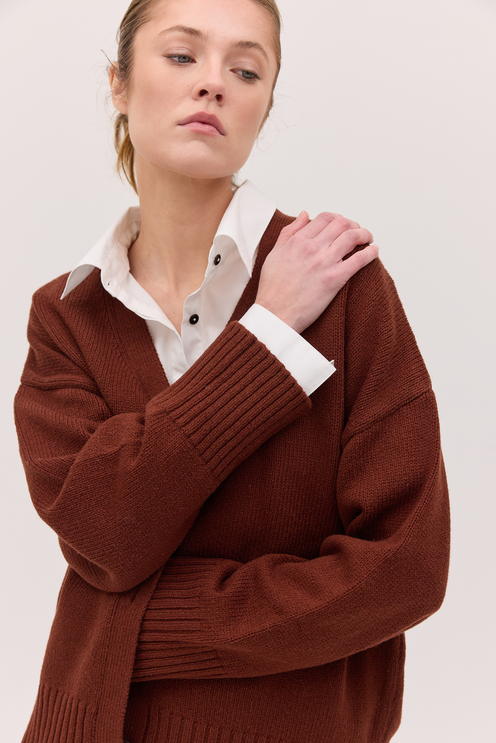 The Cardigan - Mahogany