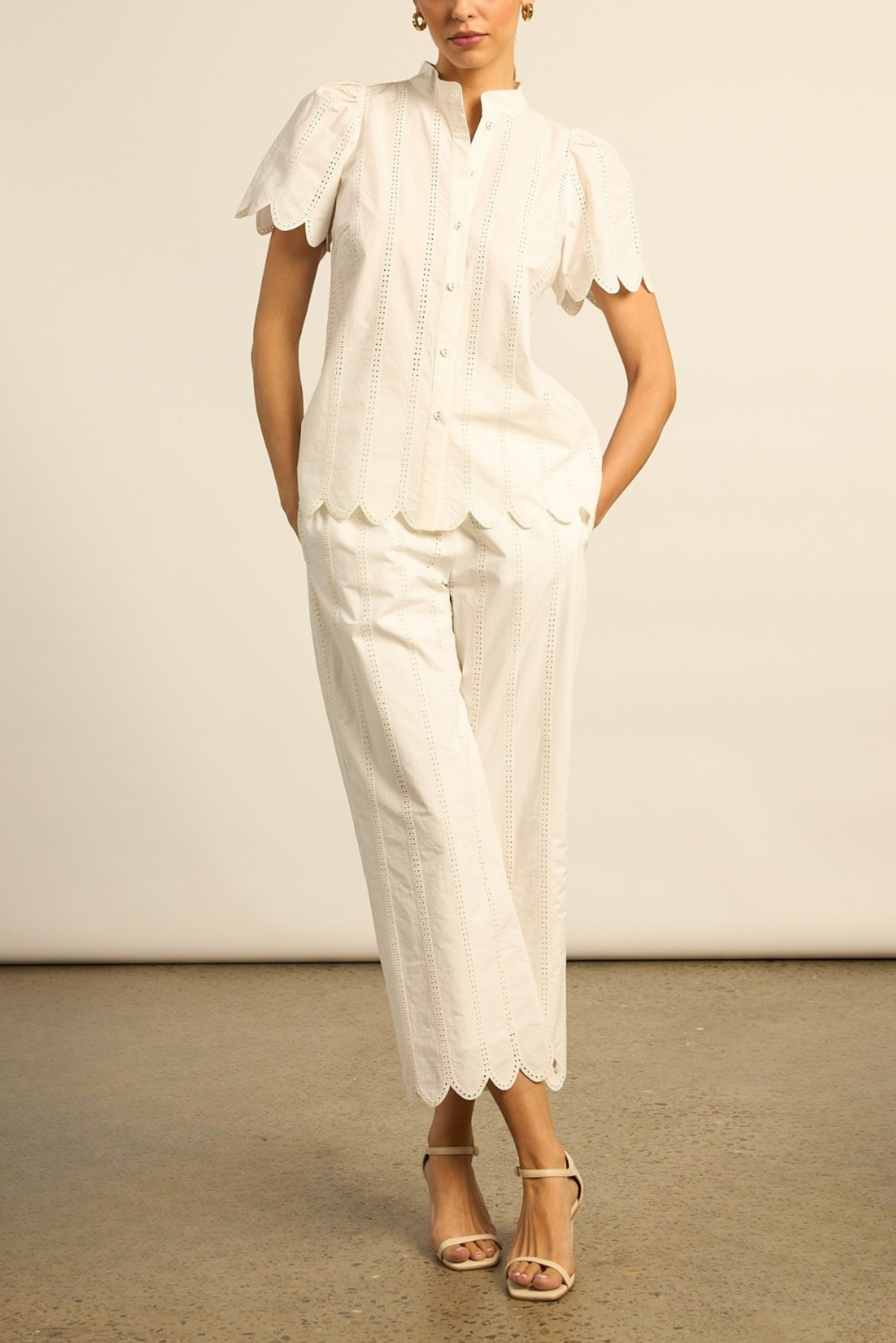 Pier Top - Porcelain