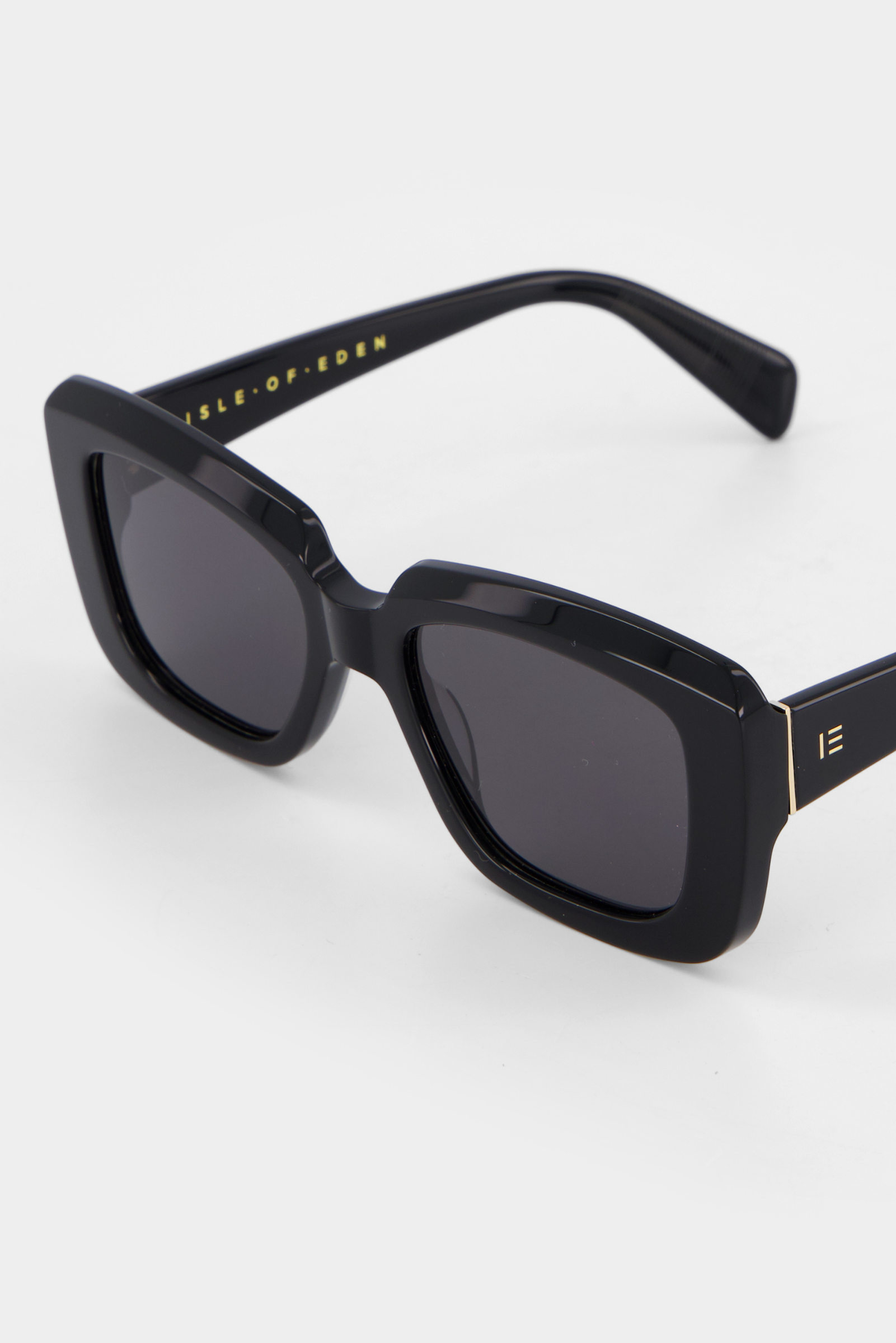 Pia Sunglasses - Black