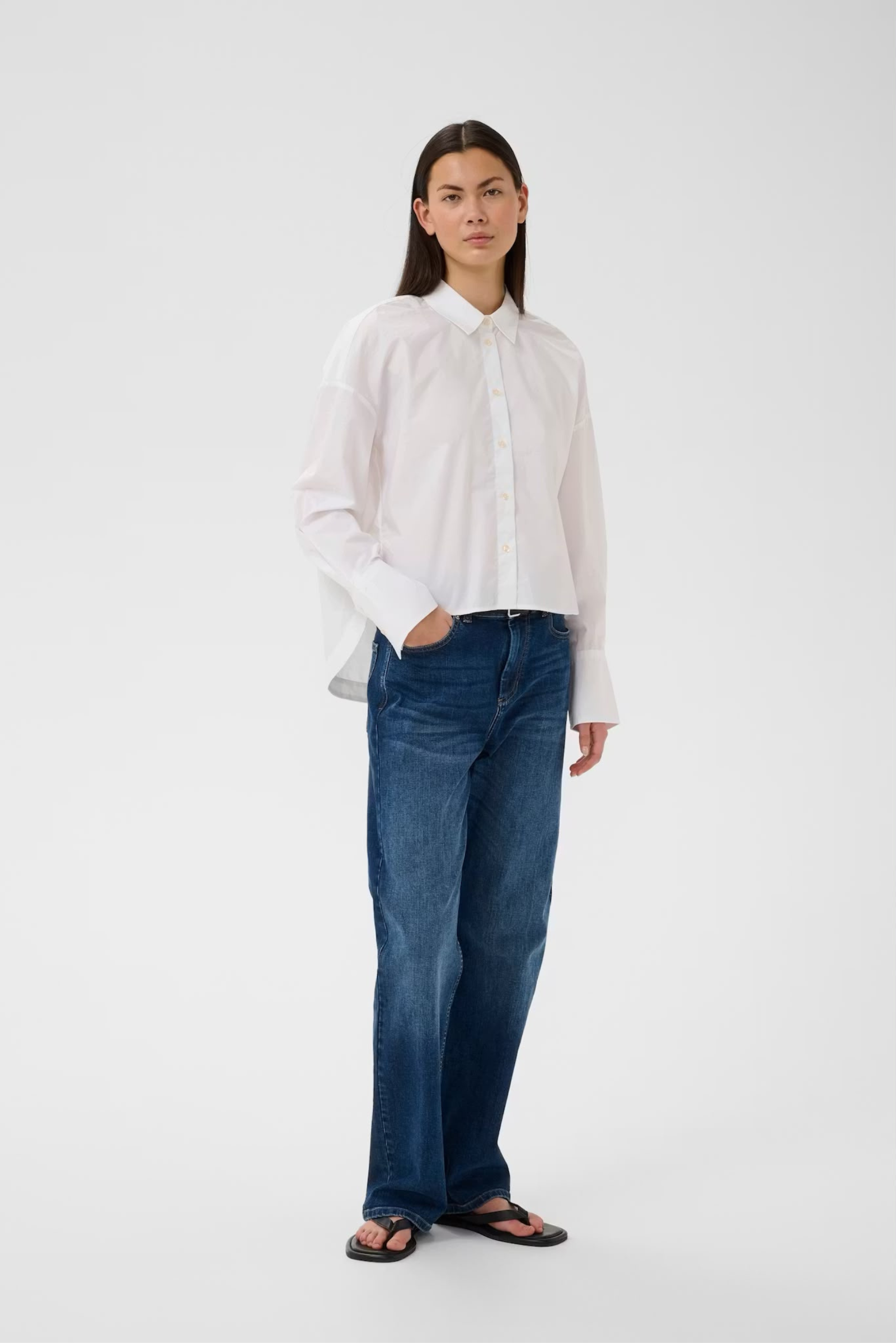 Lelo Neola Shirt - White