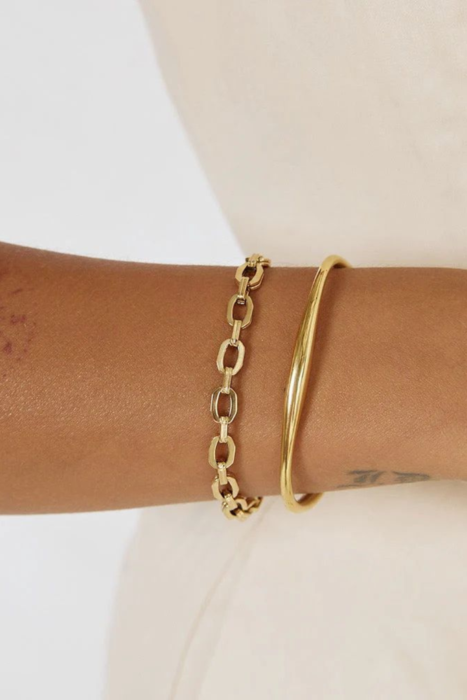 Madison Cuff Bracelet - Gold