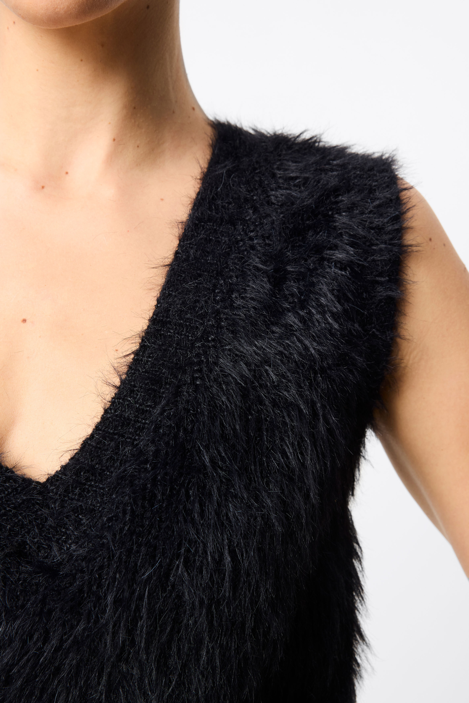 Slumber Vest - Black