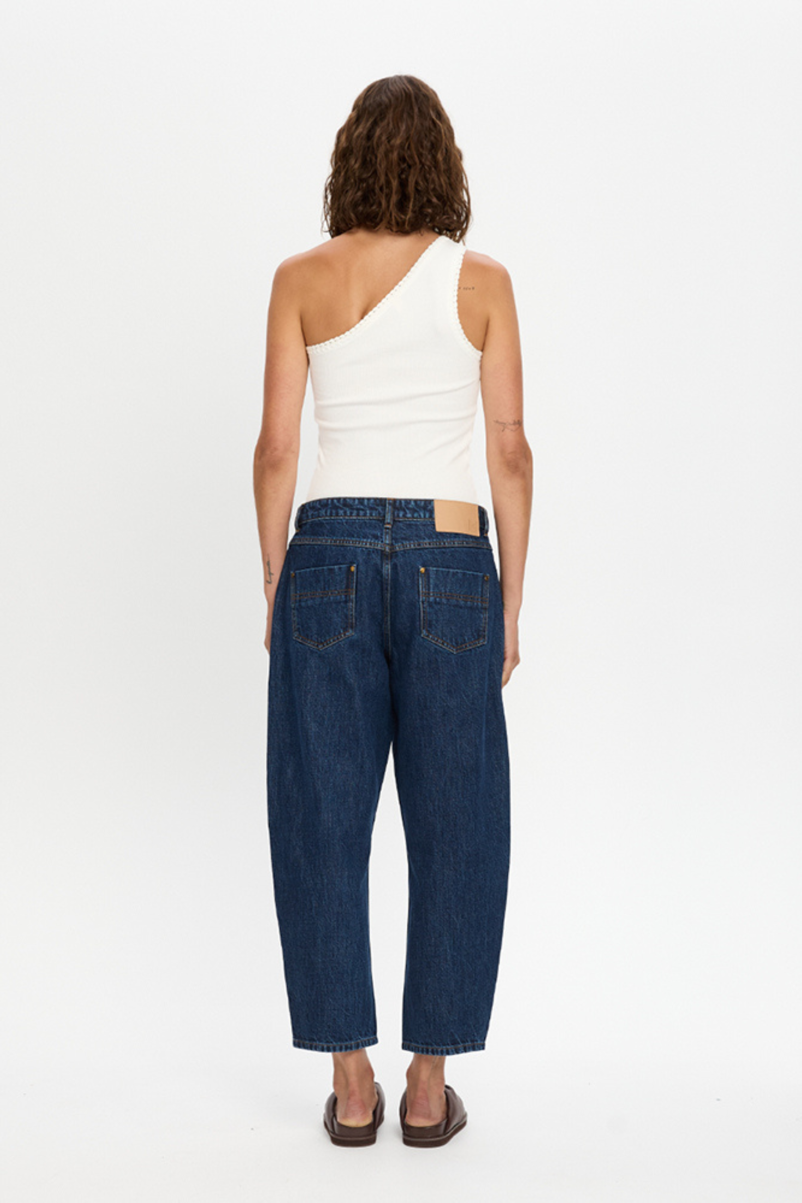 Jessica Cropped Barrel Jeans - Dark