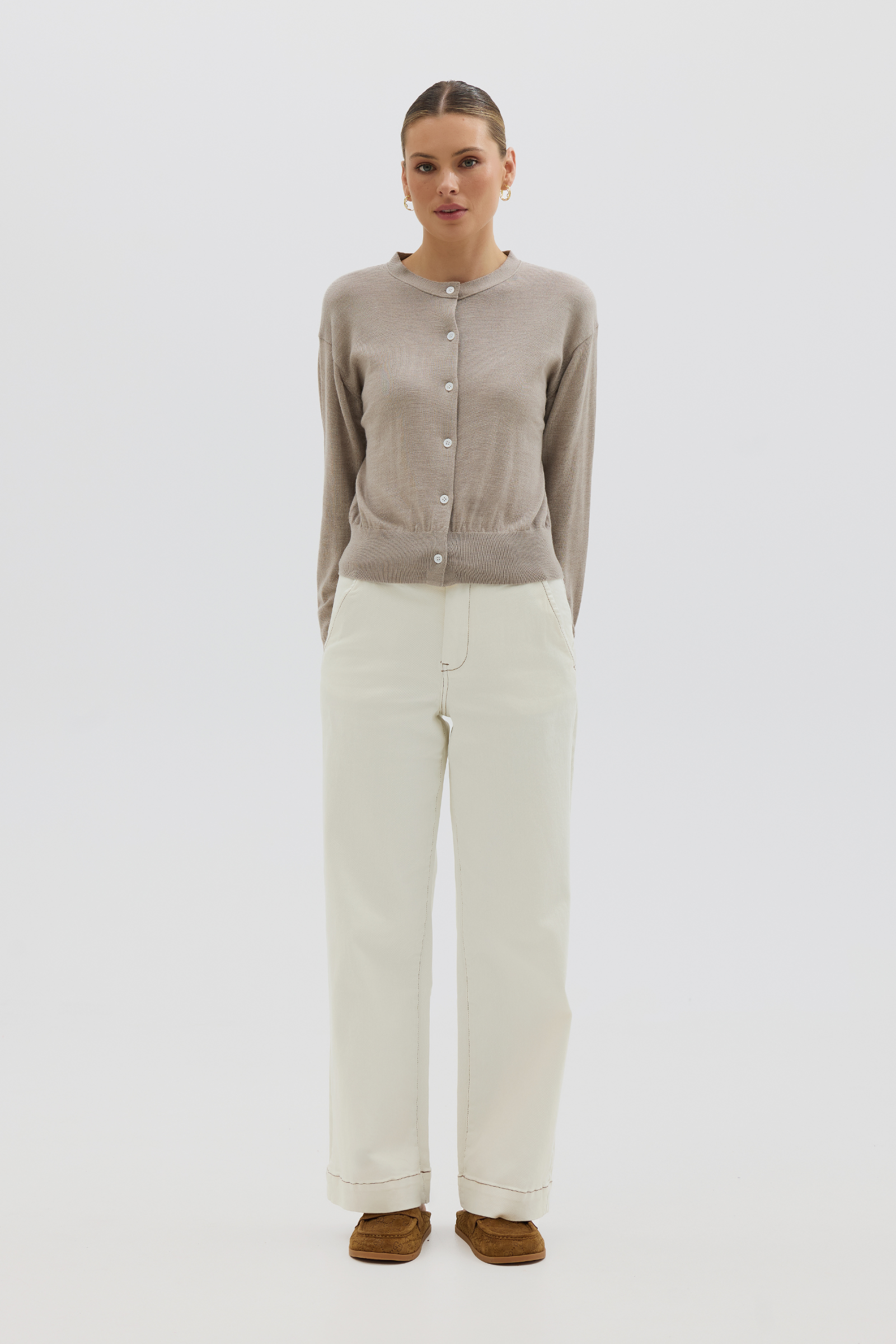 Classic Cardigan - Biscuit