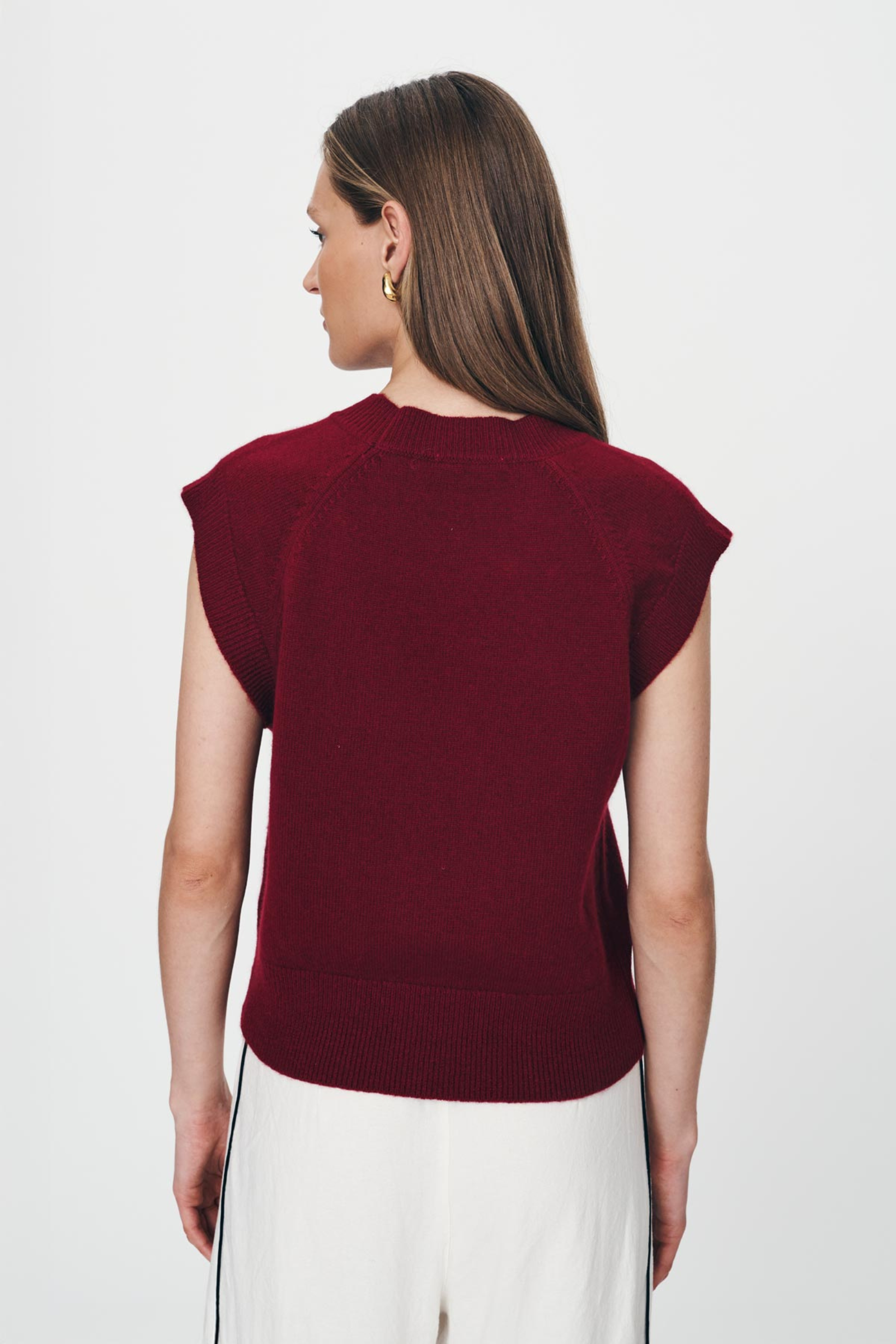 Quinn Merino Knit Vest - Merlot
