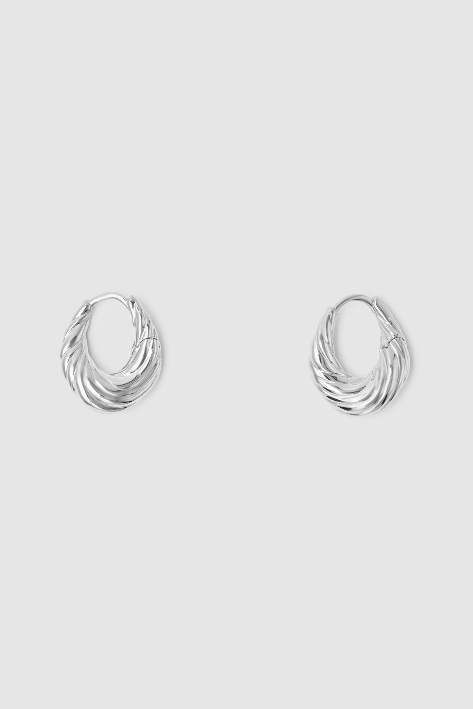Olar Twist Hoops
