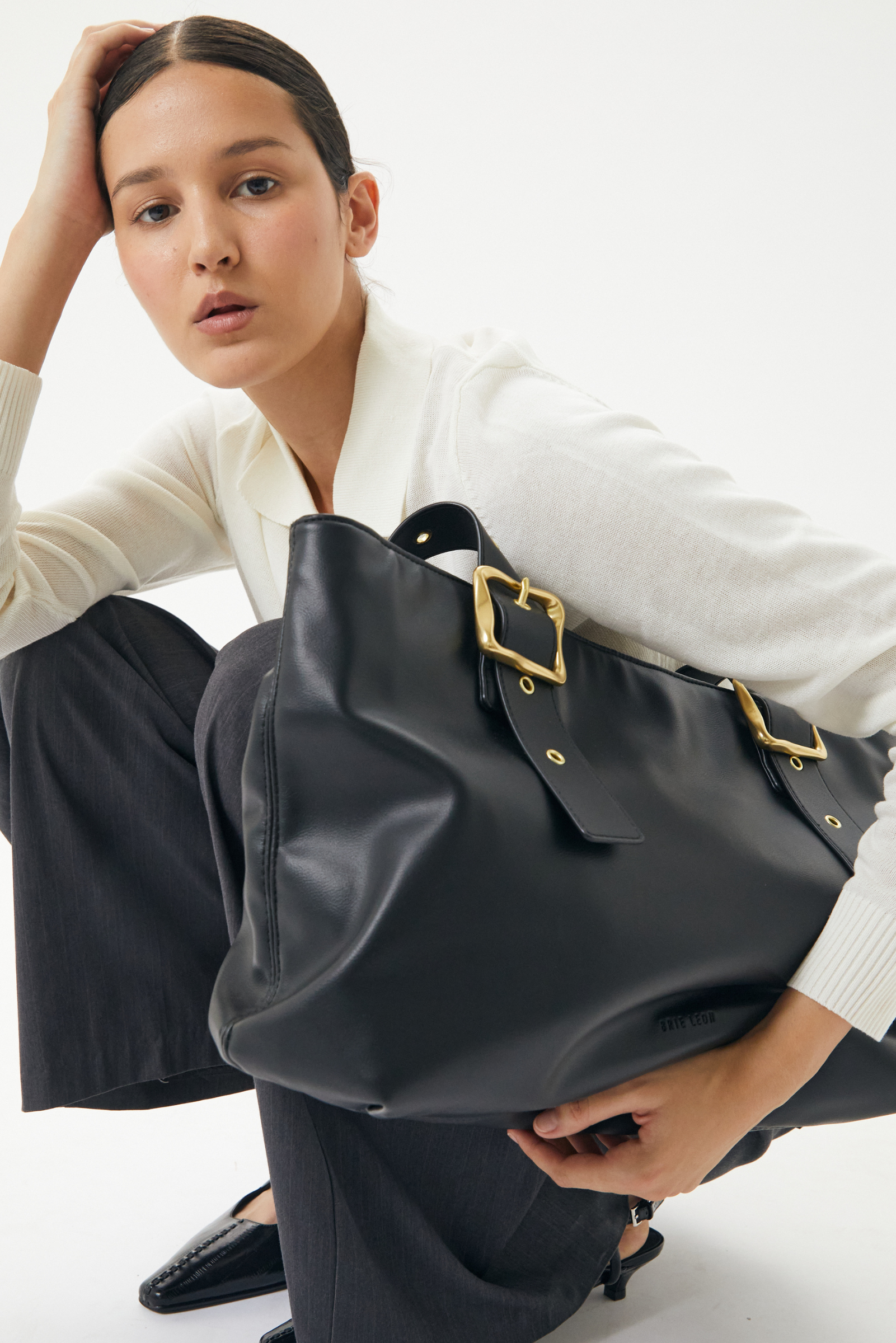 East-West Weekender - Black