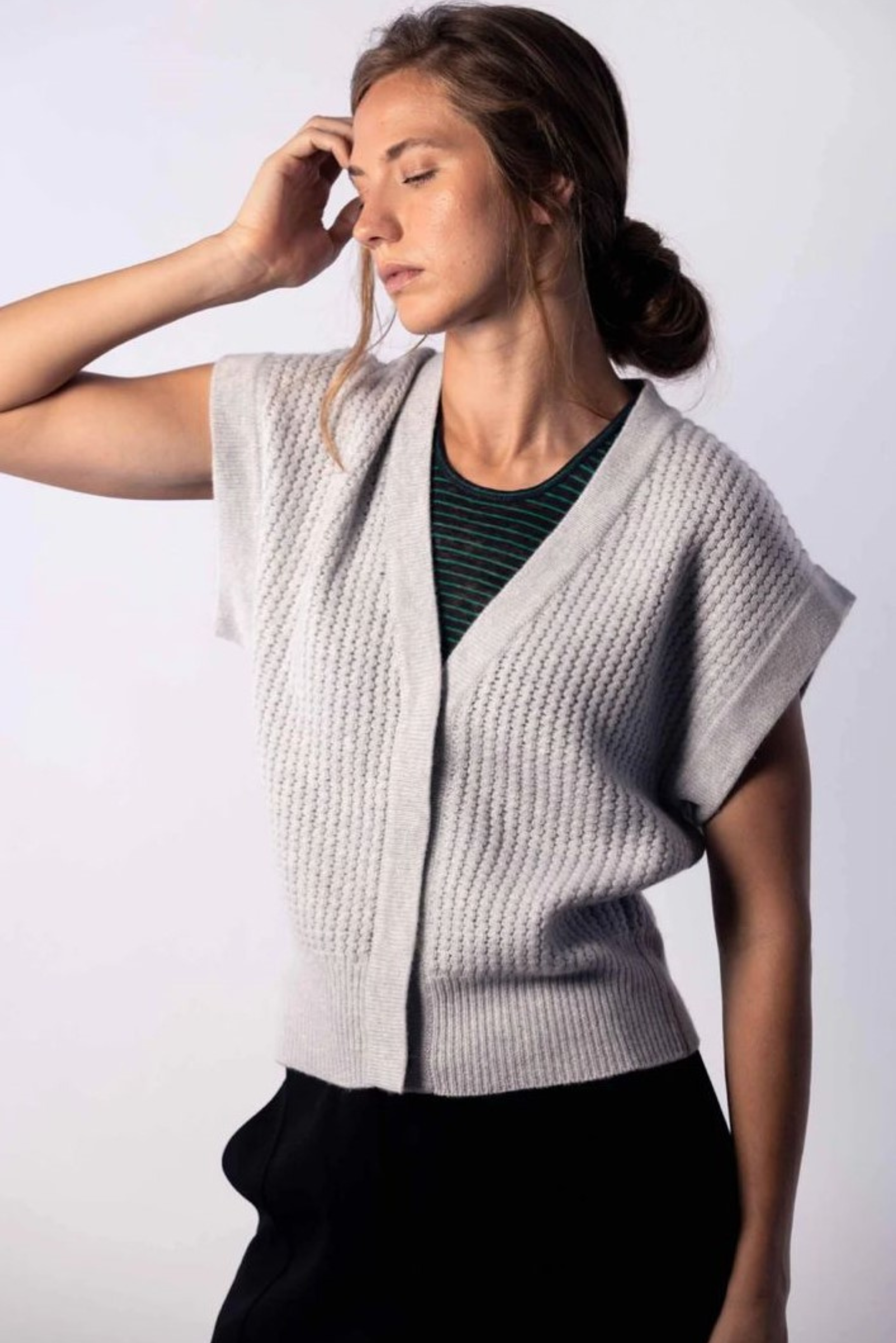 Sleeveless Cardigan - Grey