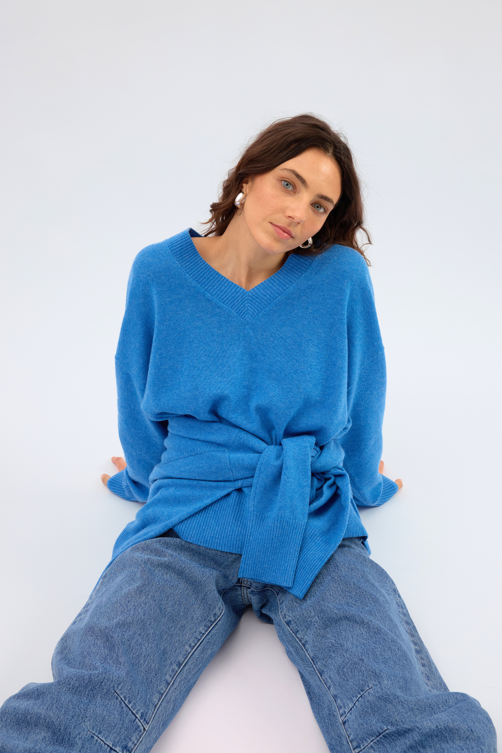 Mabel V Neck Jumper - Capri