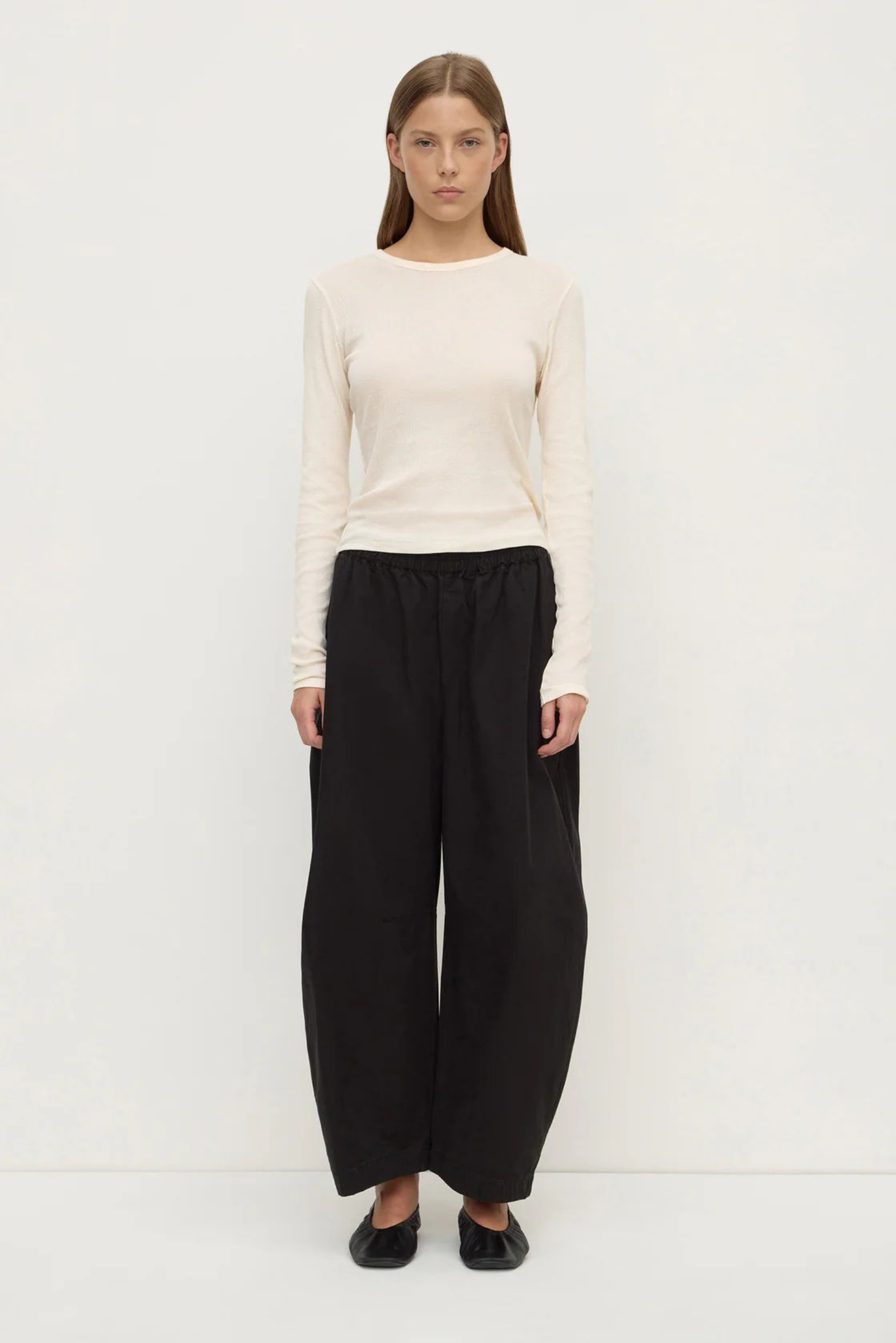 Lola Barrel Pants - Black