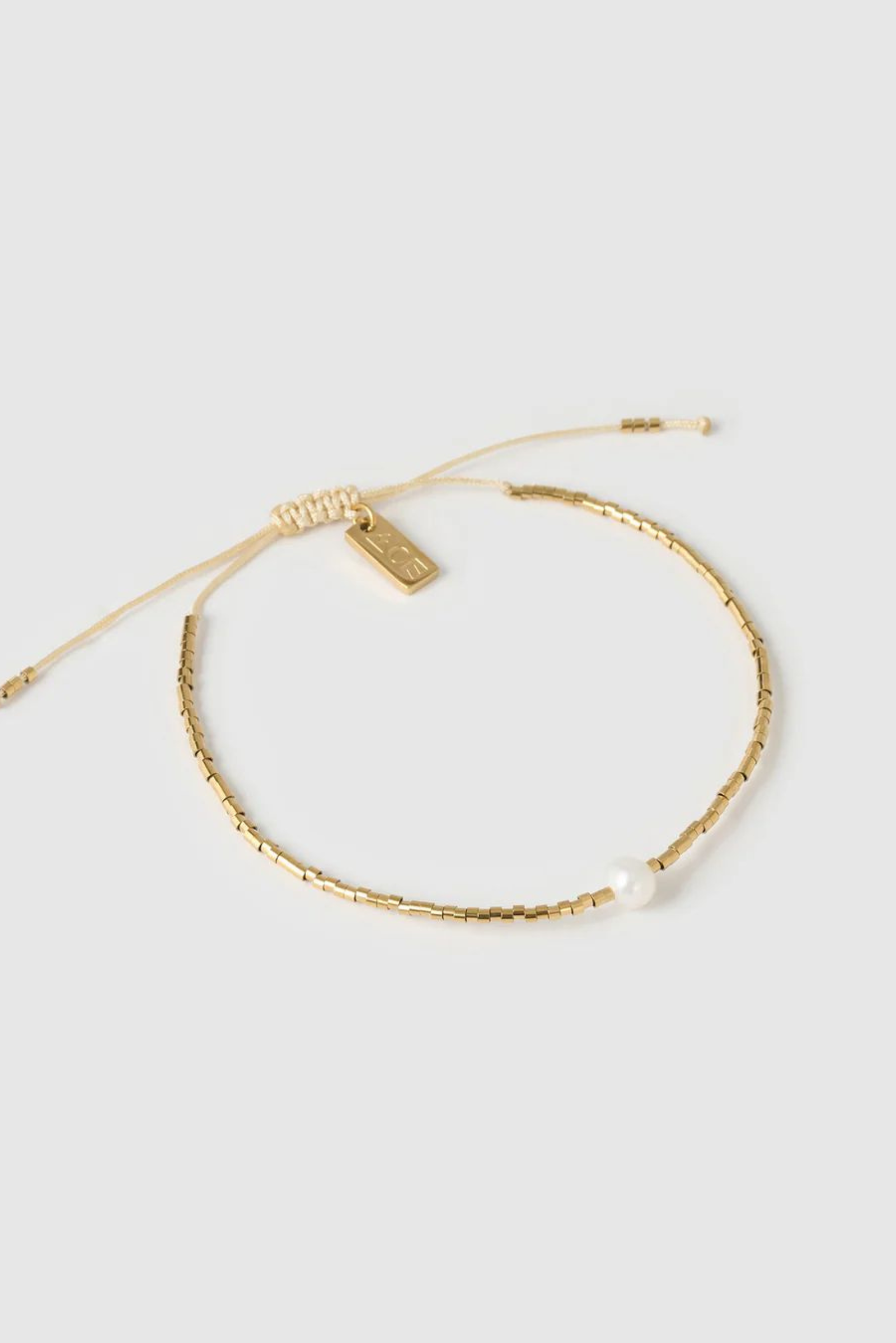 River Bracelet - Gold & Pearl
