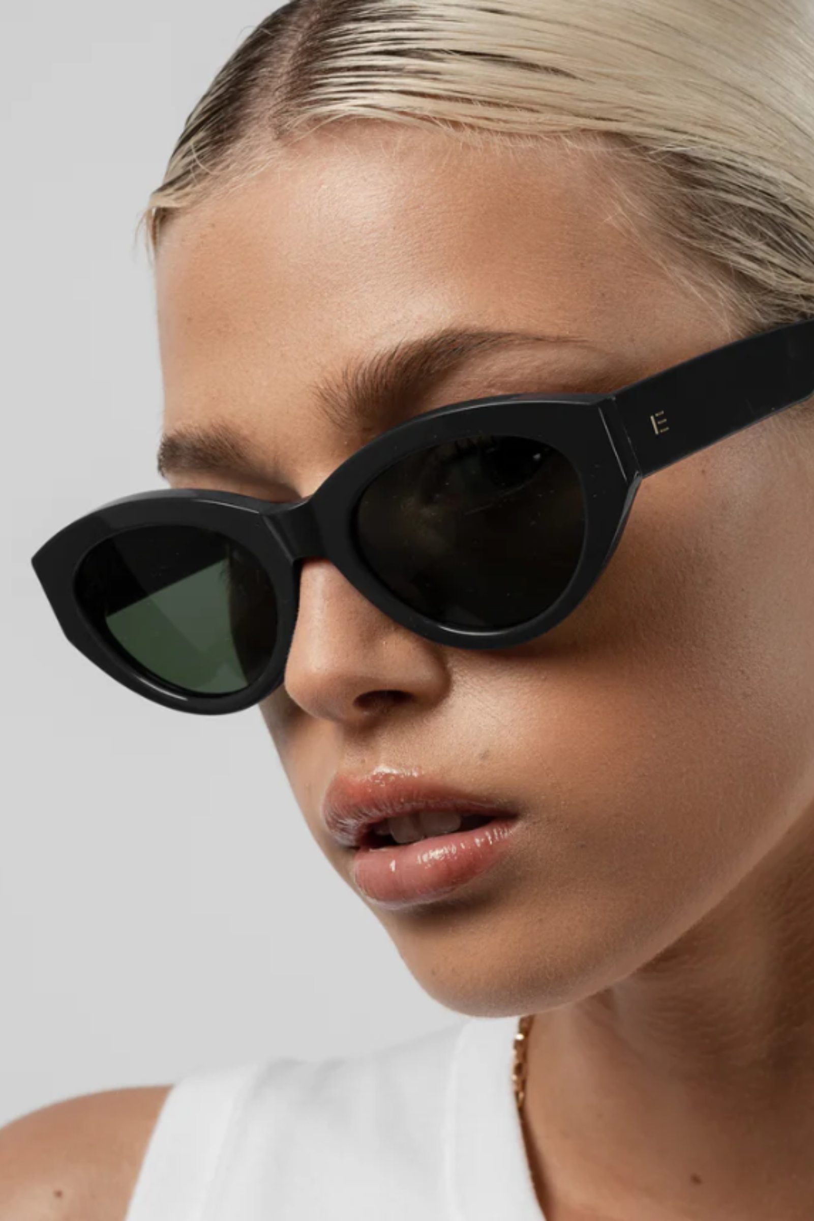 Felina Sunglasses - Navy