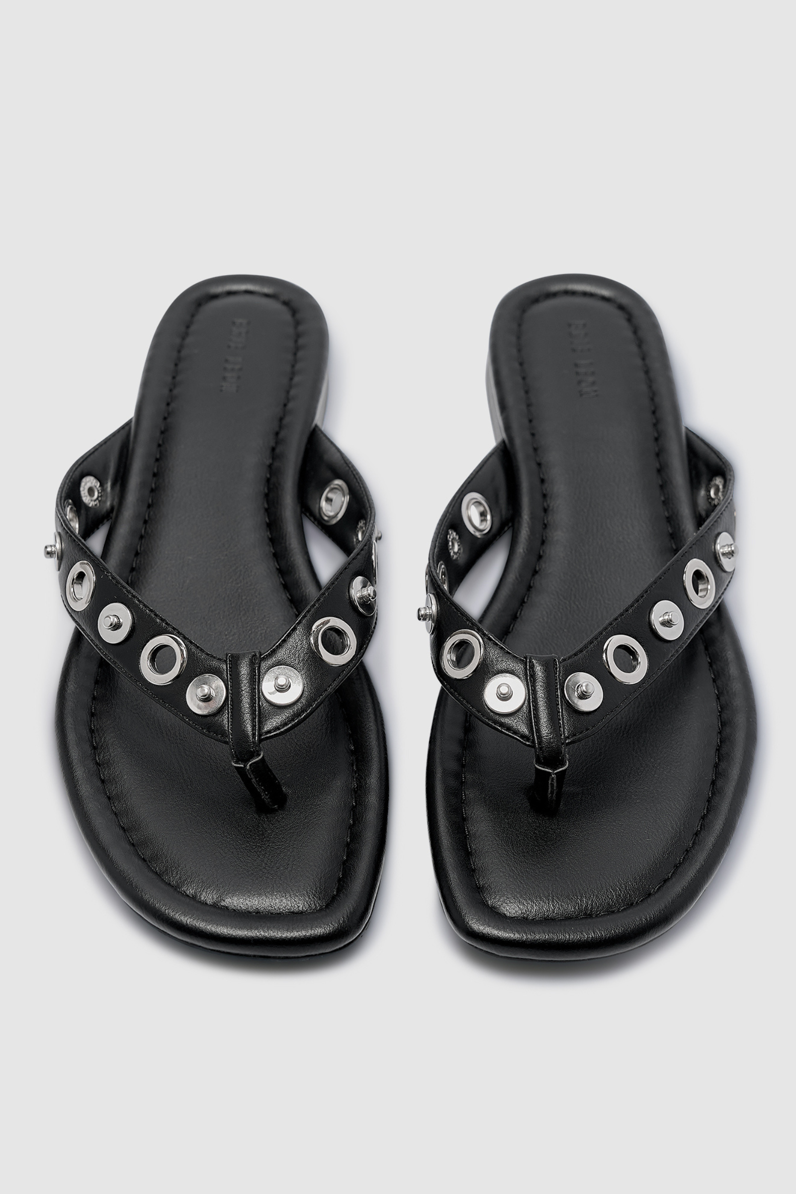Eyelet Sandal - Black