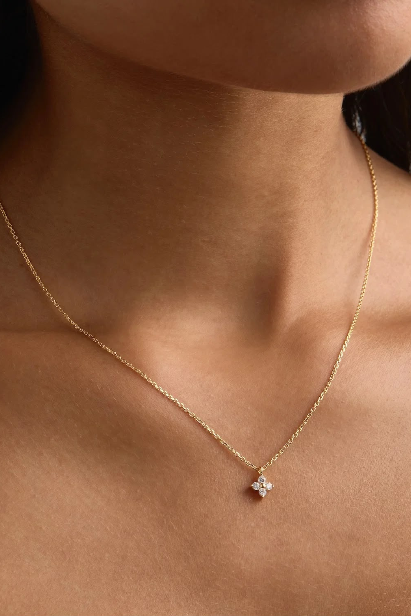 Crystal Bloom Necklace - Gold