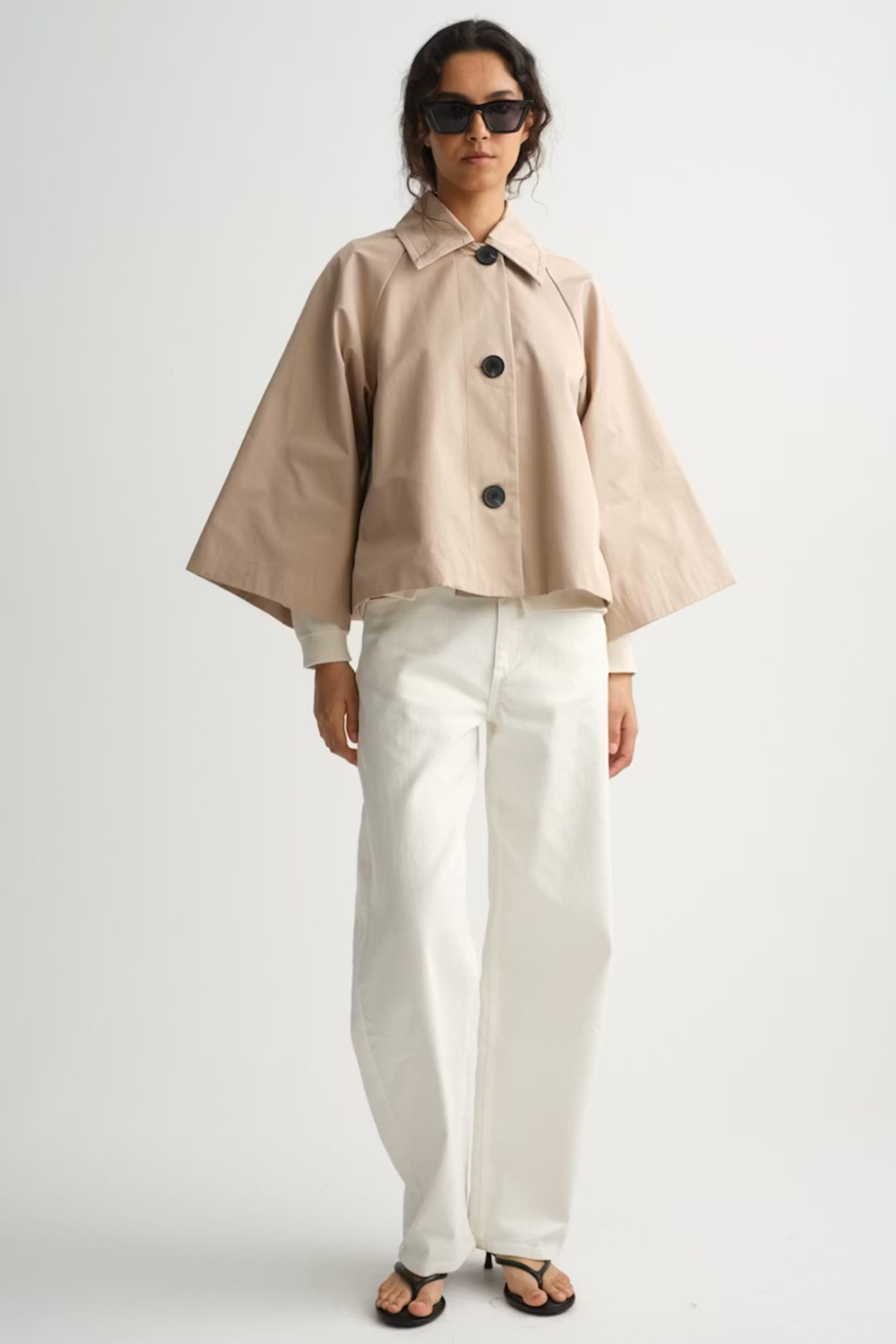 Hinona Cape Jacket - Sandstone