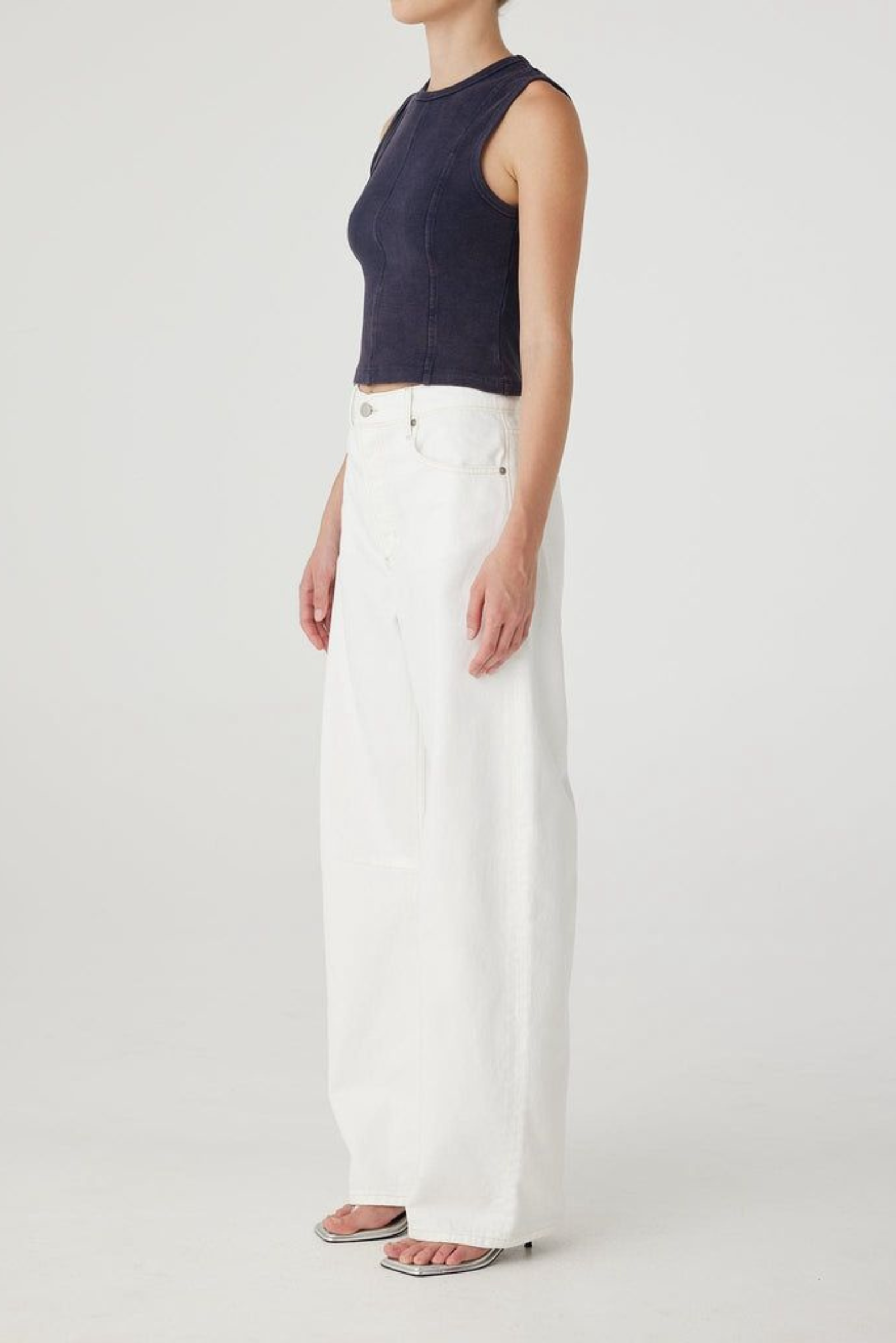 Vera Barrel Leg Jeans - White