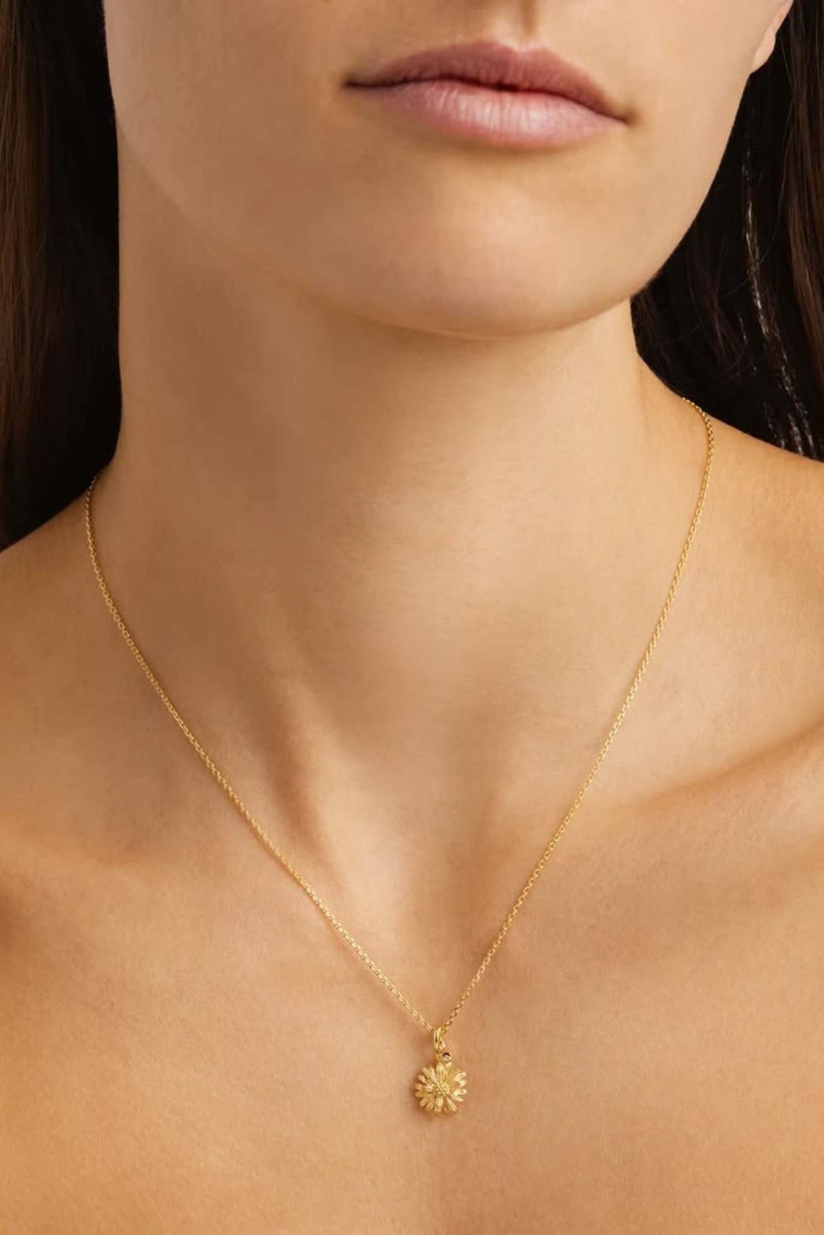 Birth Flower Necklace Daisy April - Gold