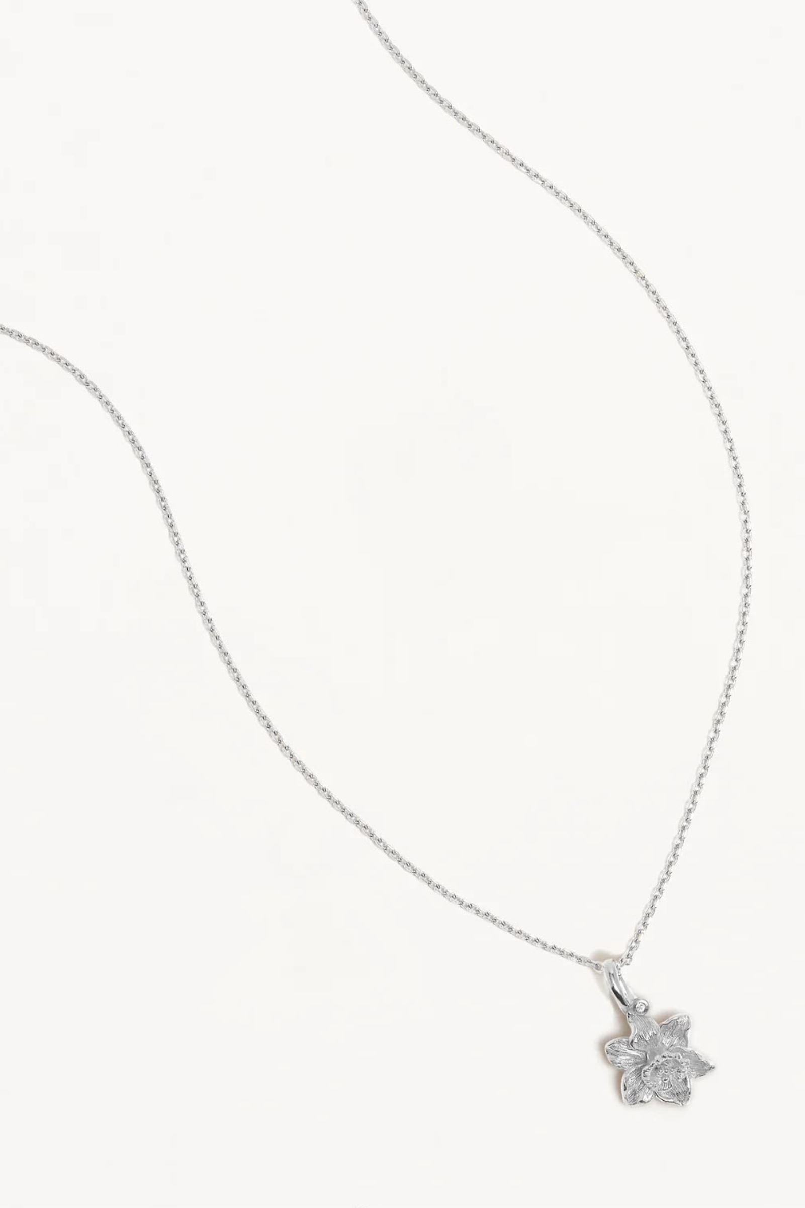 Birth Flower Necklace Narcissus December - Silver
