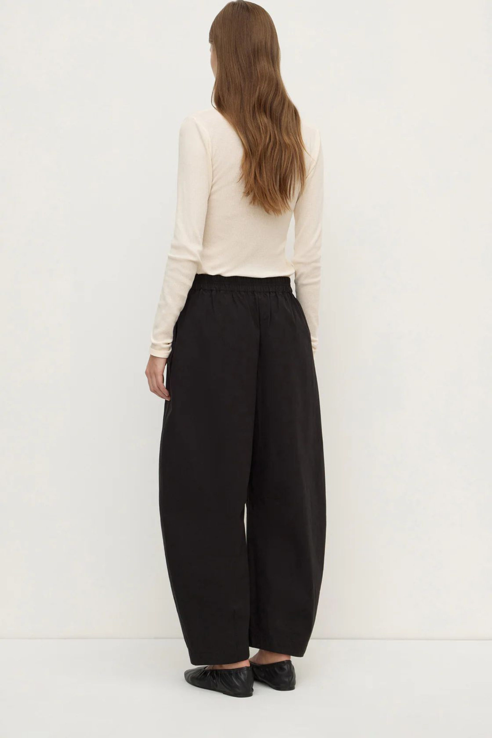 Lola Barrel Pants - Black