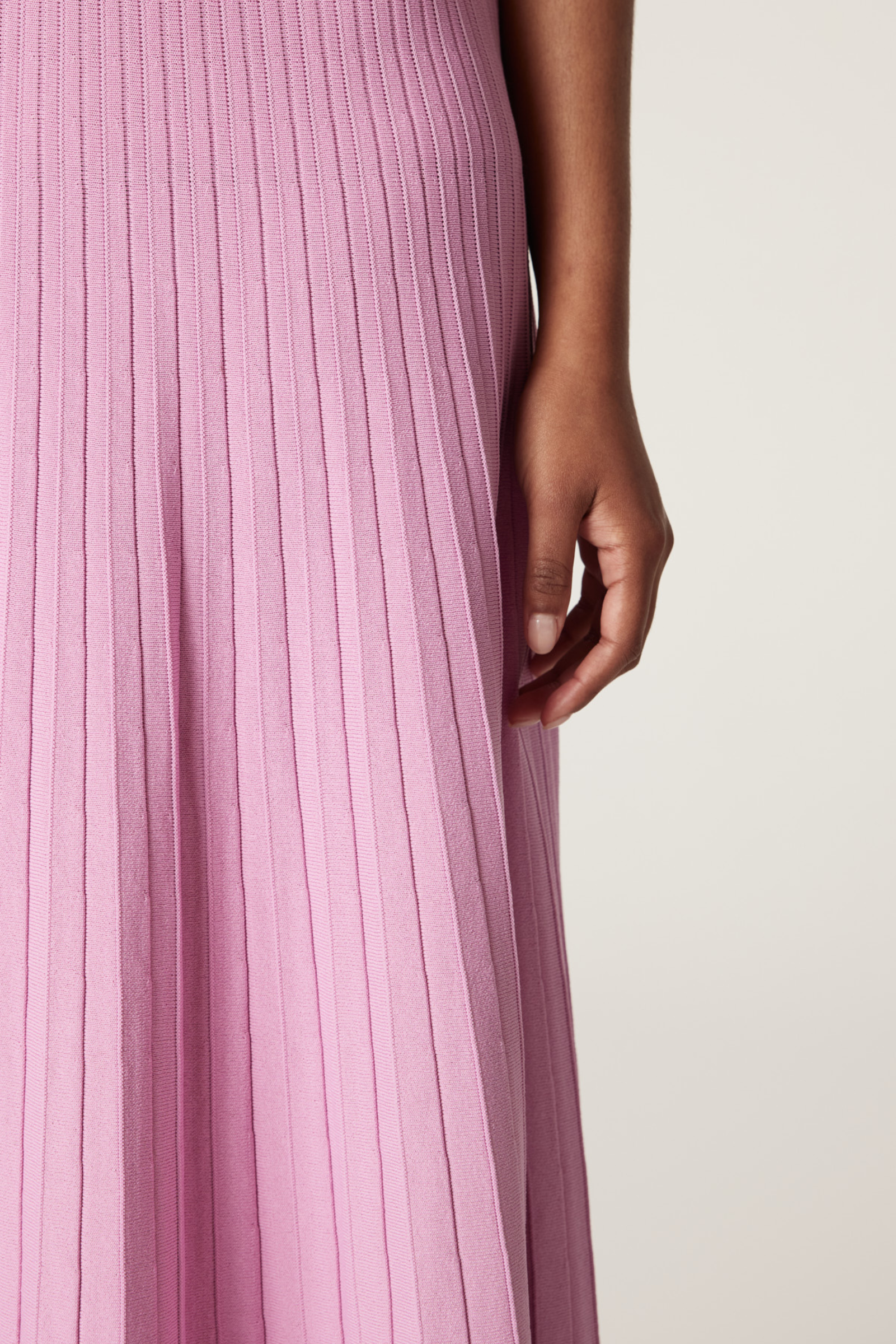 Crepe Pleat Skirt