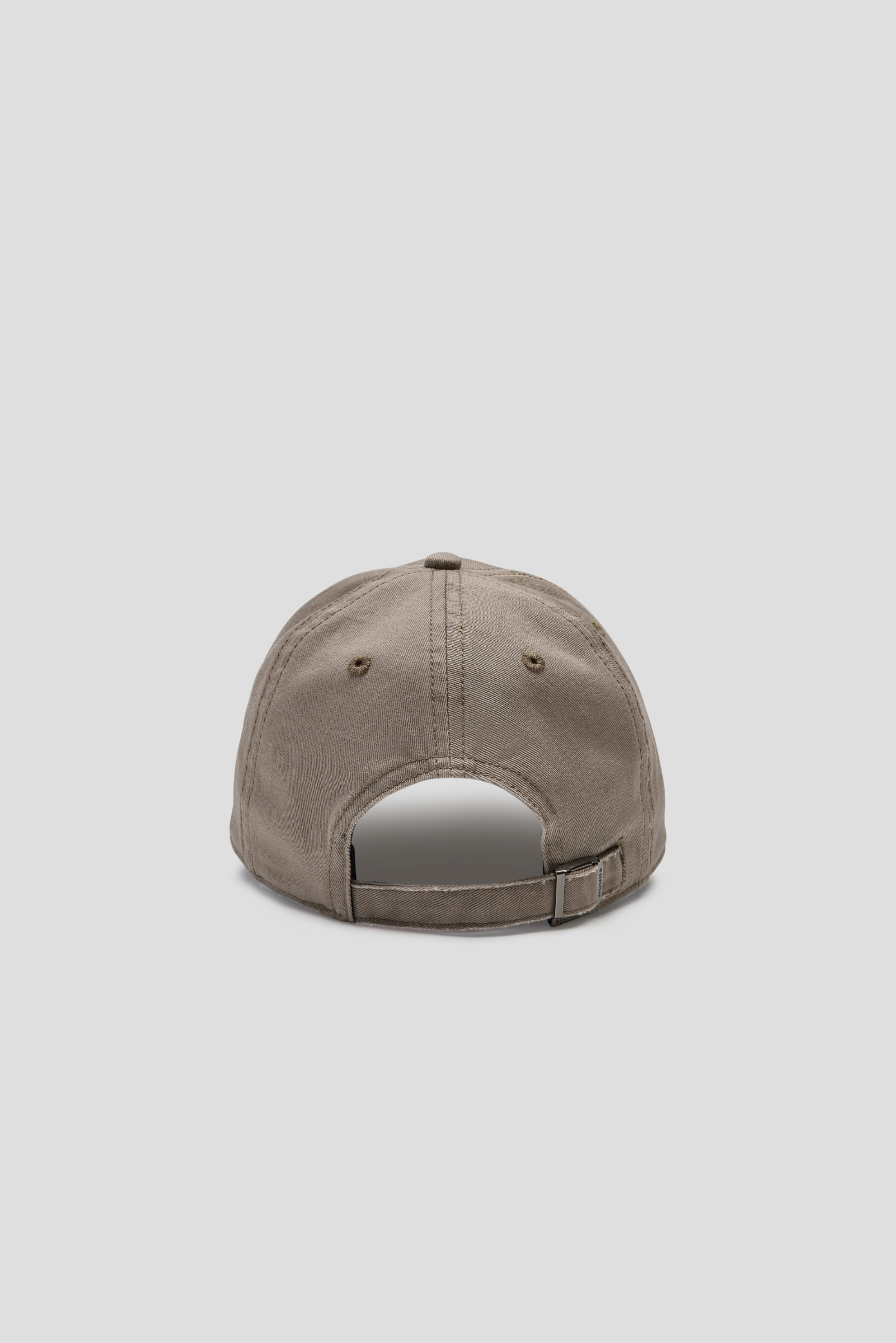 Woods Distressed Cap - Latte