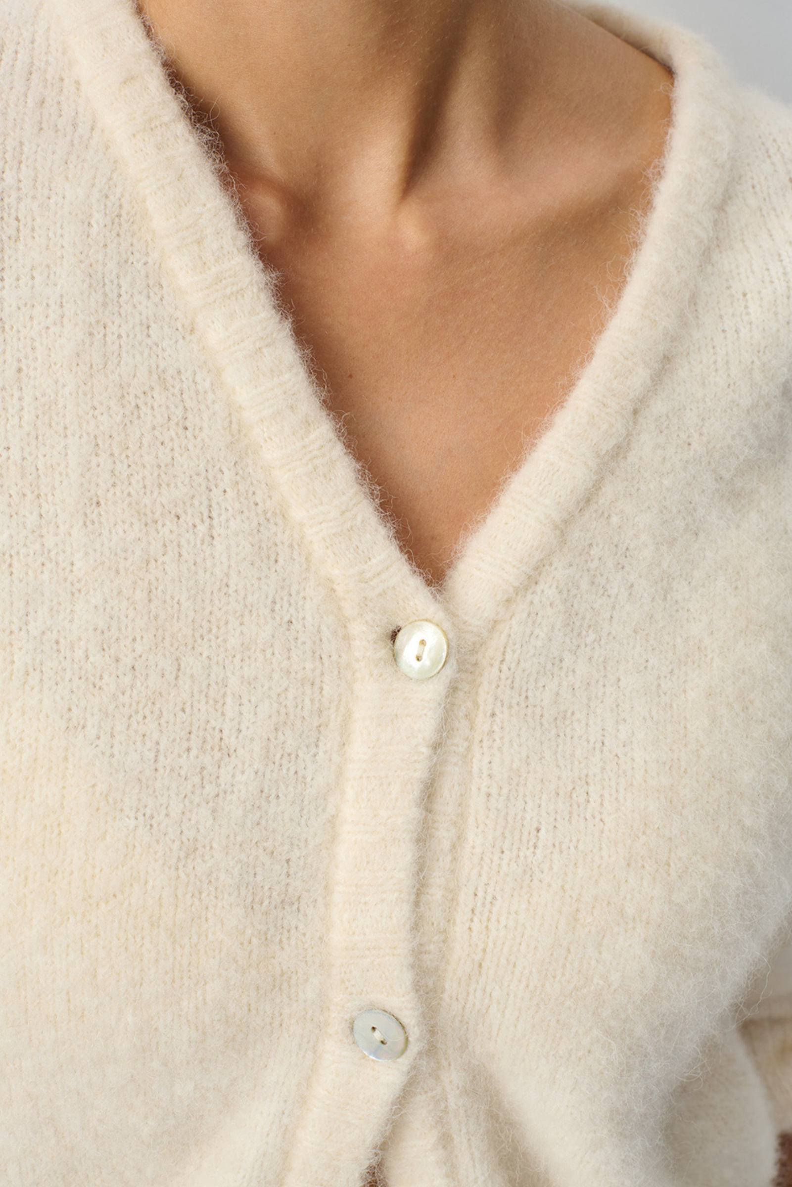 East Cardigan - Pearl