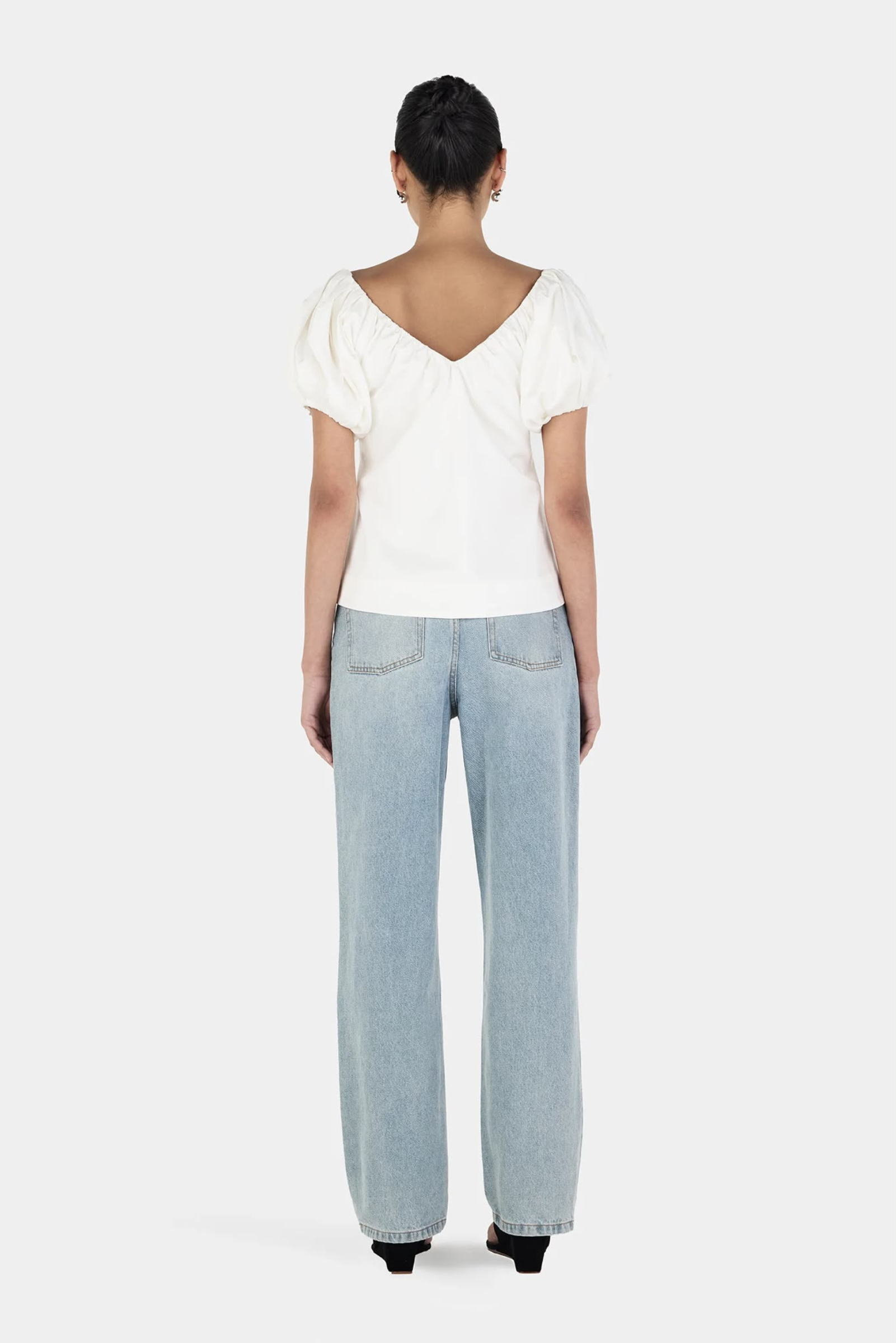Thandie Top - Ivory
