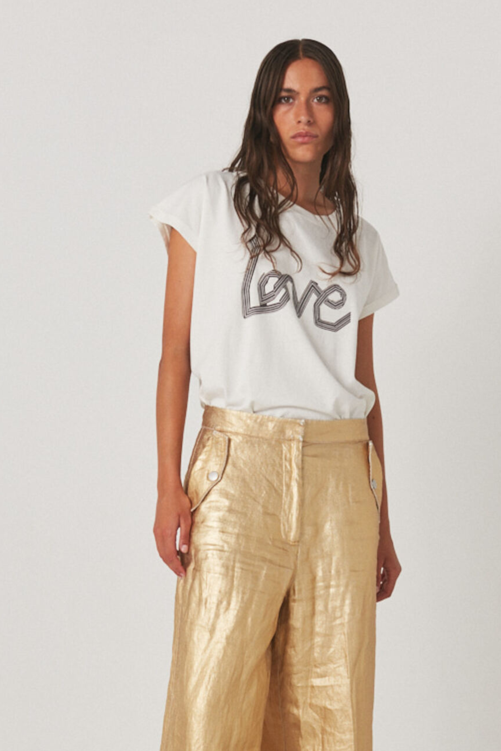 LOVE Tee - Chalk