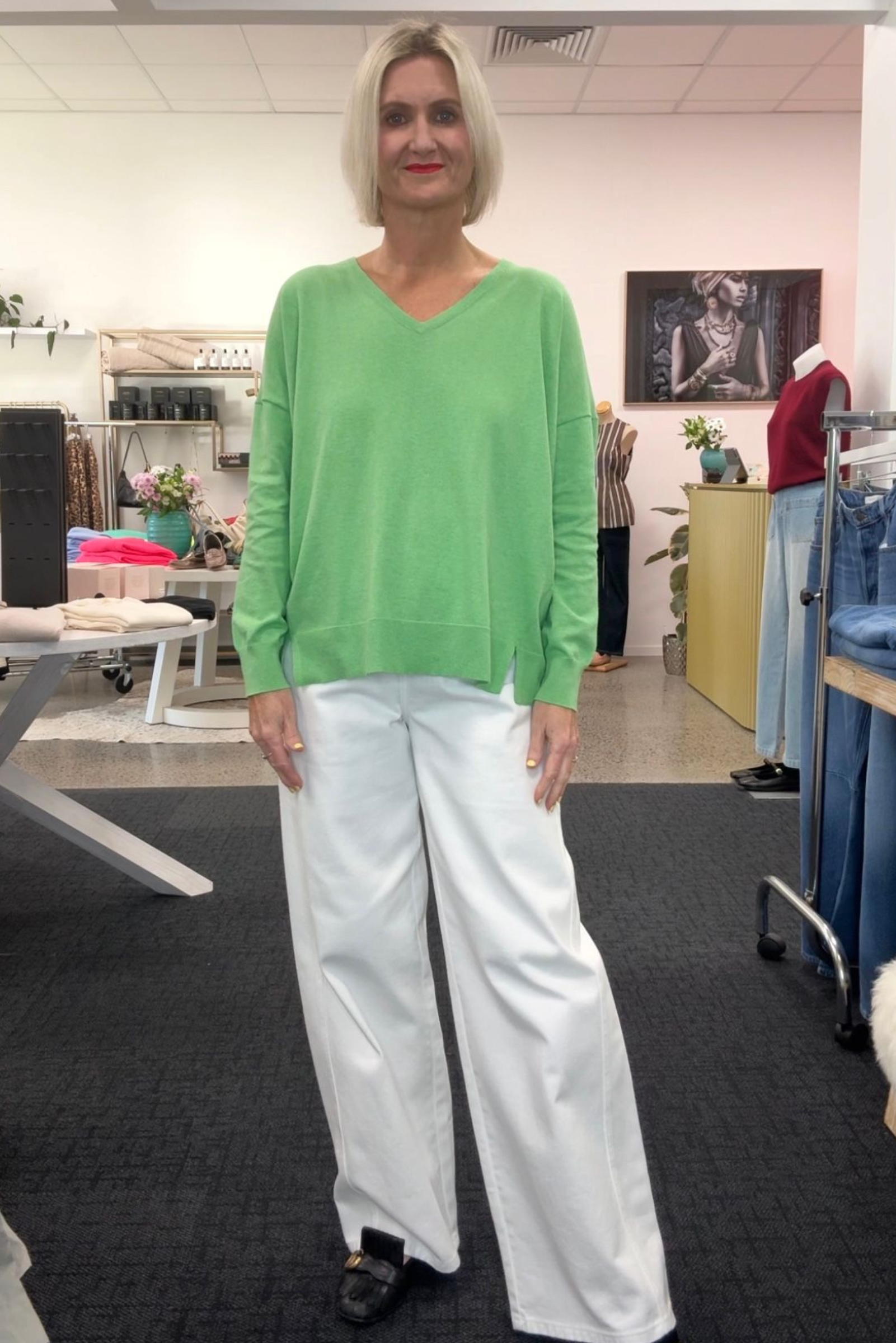 Classic V Neck N.2403 - Grass
