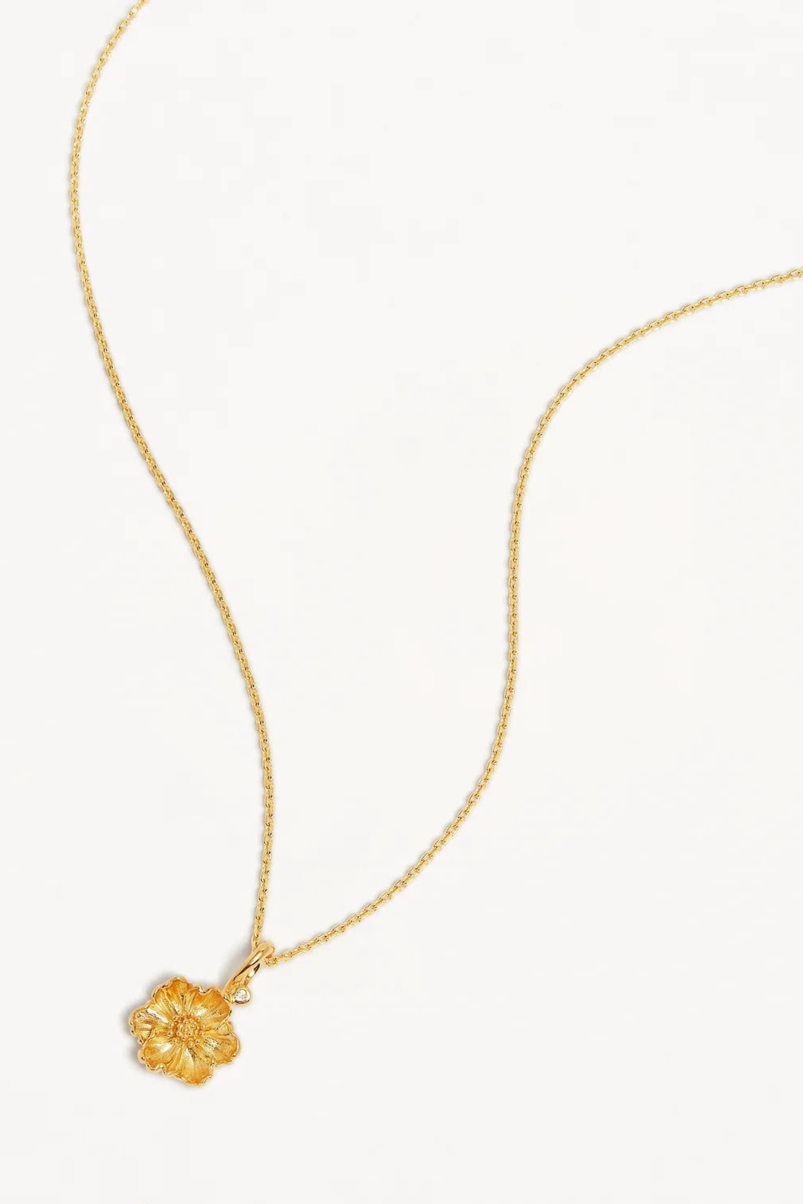 Birth Flower Necklace Poppy August - Gold